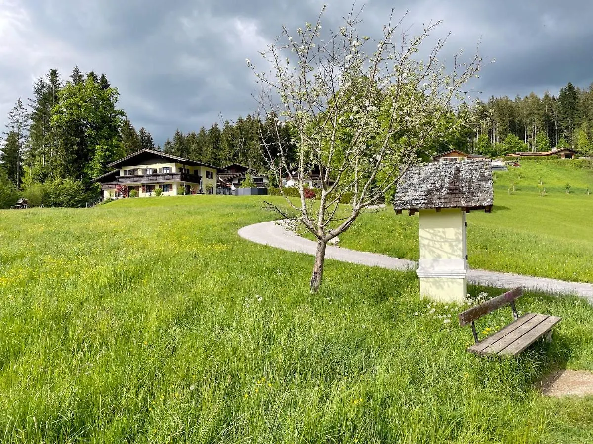 Apartment Am Randersberg - Wohnung Nr 2 Grossgmain